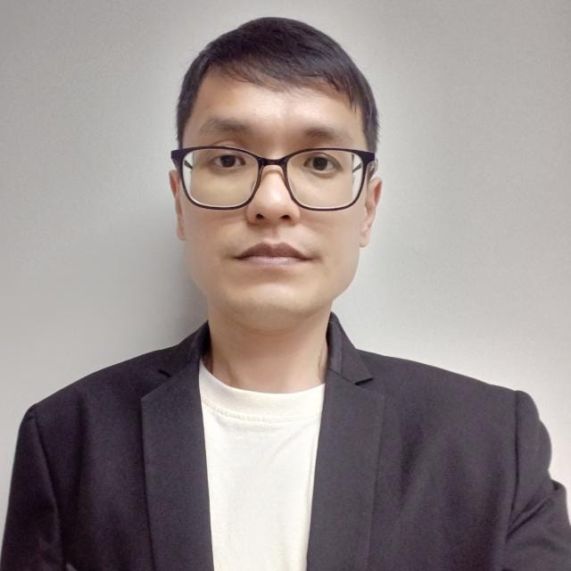 罗家瑜 LUM CHIA YUEE